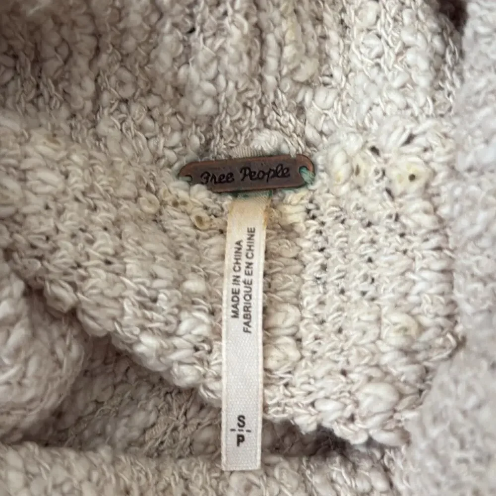 Free People Big Easy Oatmeal Knit Cropped Cowl Turtleneck Sweater